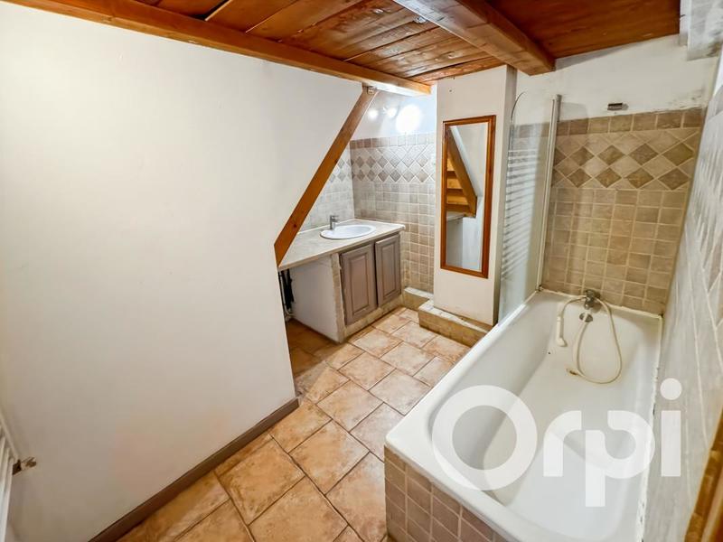 Immeuble - 8 pièces