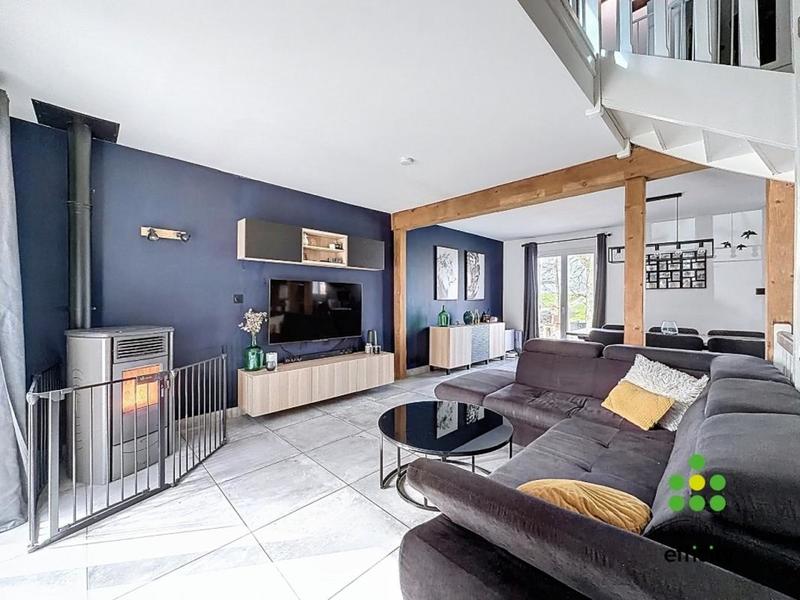 Maison - 110 m² - 5 pièces