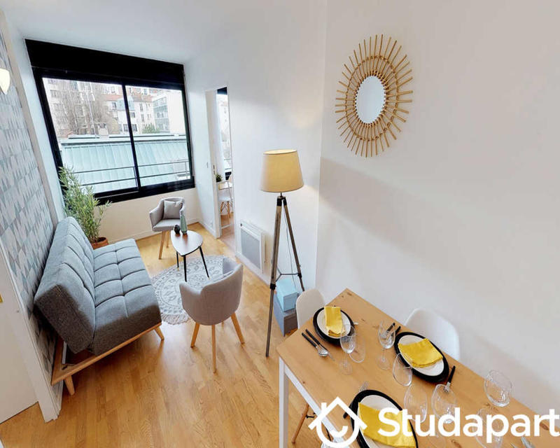 Chambre - 90 m² - 1 pièce