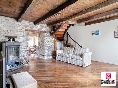 Maison - 138 m² - 5 pièces