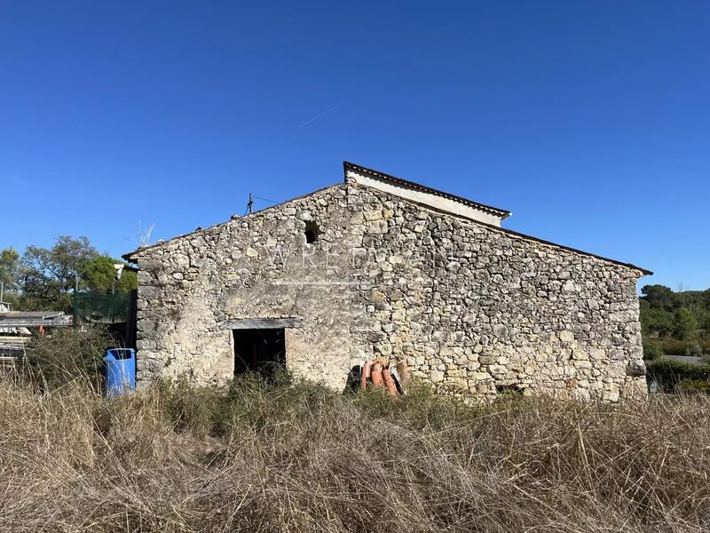 Propriété - 199 m² - 10 pièces