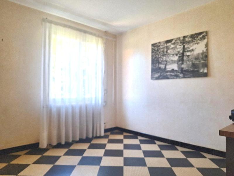 Maison traditionnelle - 168 m² - 10 pièces