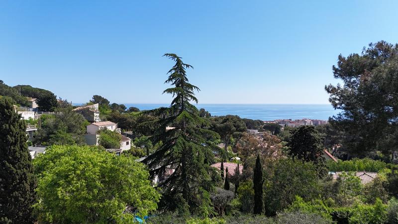 Maison - 233 m² - 7 pièces