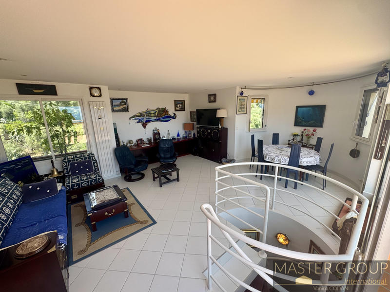 Duplex - 100 m² - 4 pièces