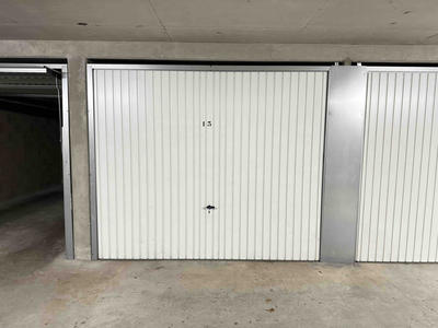 Parking / Garage - 14 m²