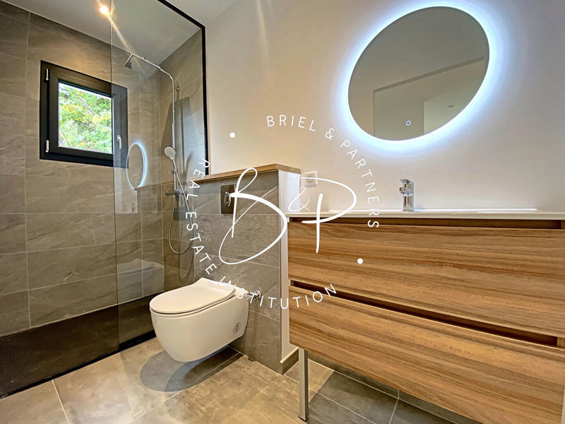 Maison - 99 m² - 4 pièces