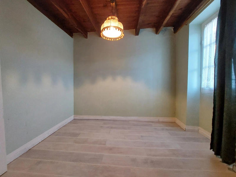 Maison - 73 m² - 5 pièces