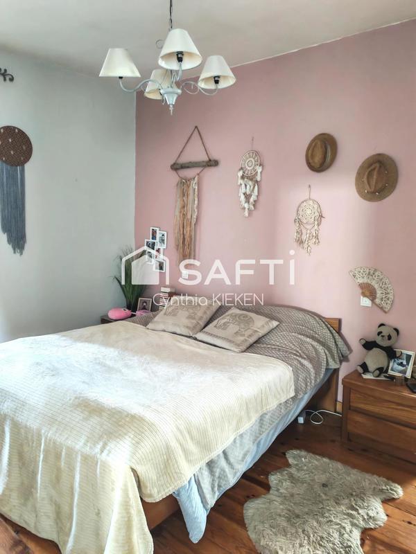 Maison - 200 m² - 5 pièces