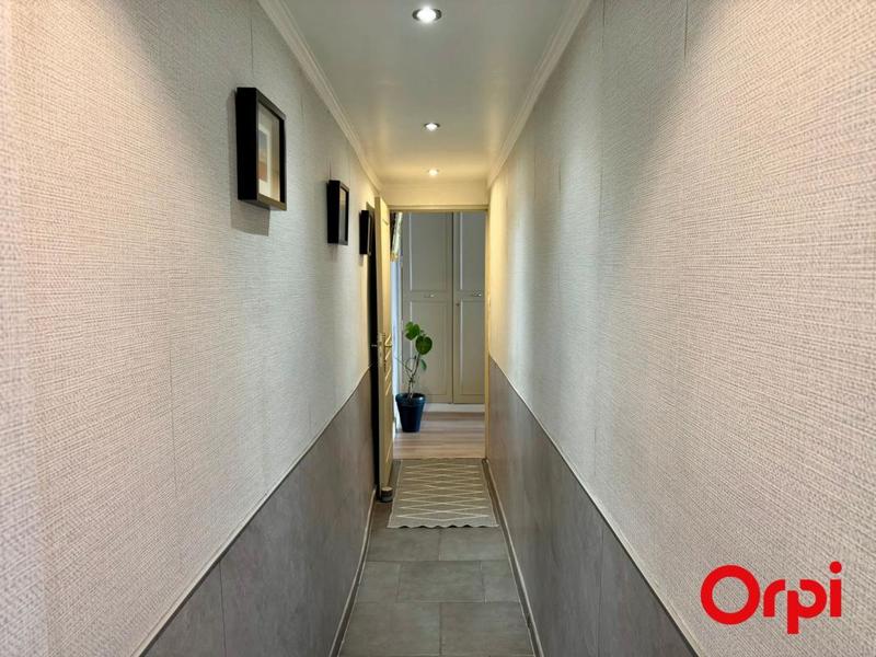 Appartement - 128 m² - 5 pièces