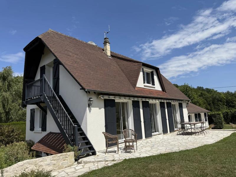 Maison - 162 m² - 6 pièces