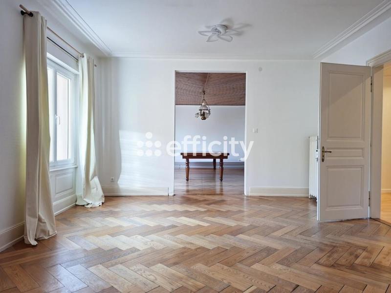 Appartement - 117 m² - 4 pièces