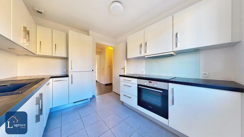 Maison - 111 m² - 6 pièces