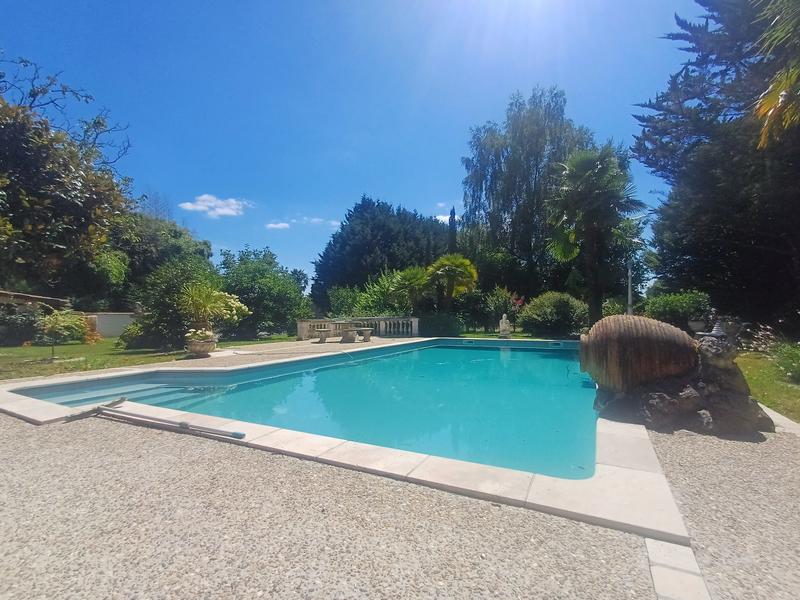 Maison ancienne - 200 m² - 5 pièces