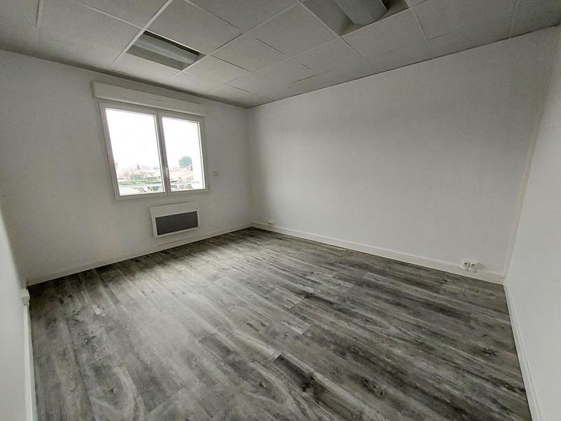 Appartement - 95 m² - 4 pièces