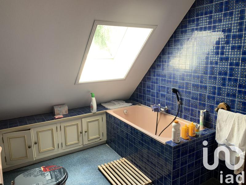 Maison - 220 m² - 7 pièces