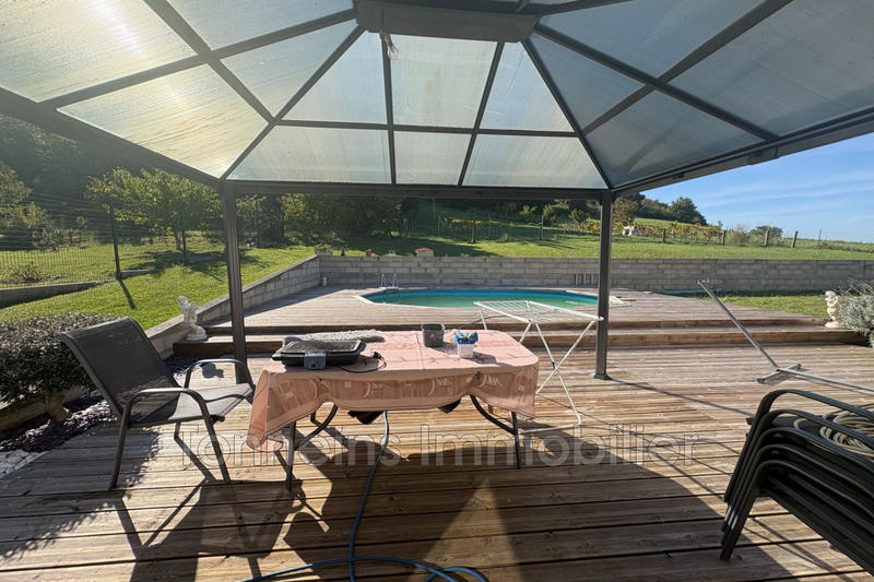 Maison - 104 m² - 5 pièces