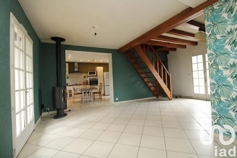 Maison - 160 m² - 8 pièces