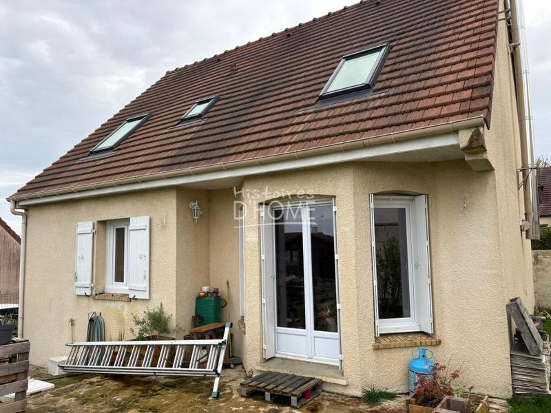 Maison - 110 m² - 6 pièces