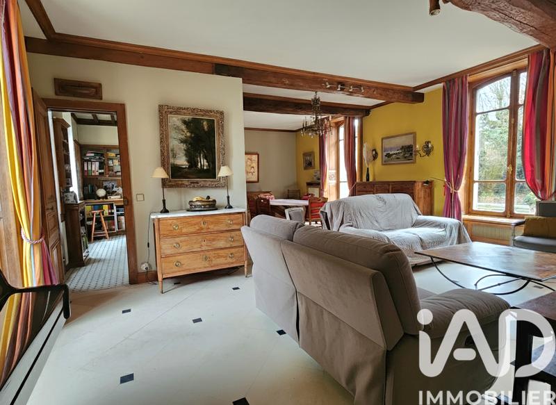 Maison - 280 m² - 9 pièces