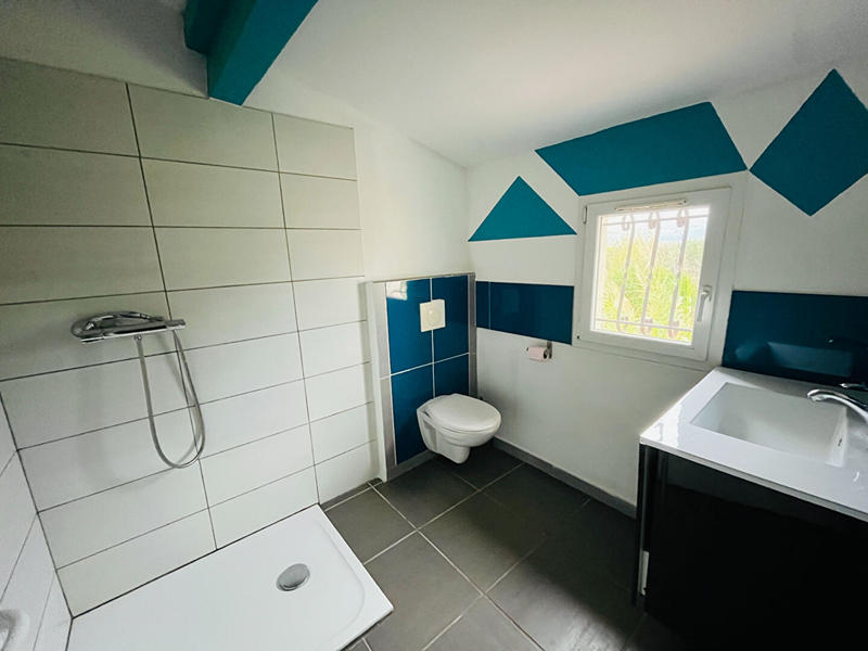 Maison - 104 m² - 5 pièces