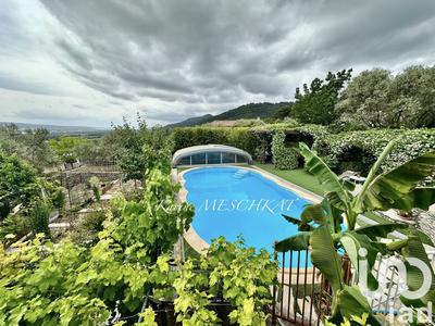 Maison - 101 m² - 6 pièces