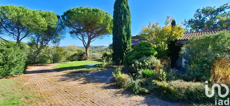 Maison de maîtres - 421 m² - 10 pièces