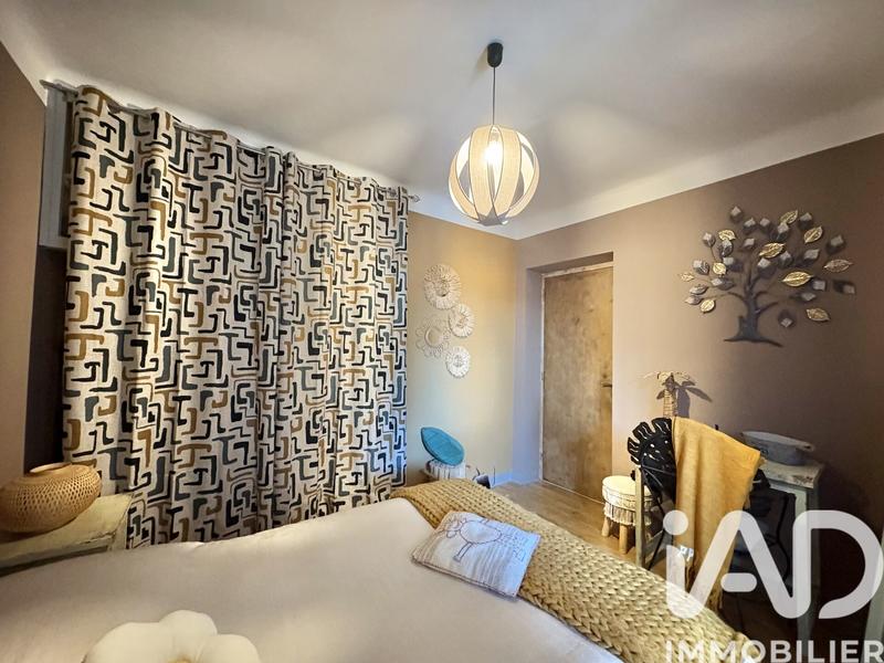 Maison de village - 166 m² - 7 pièces