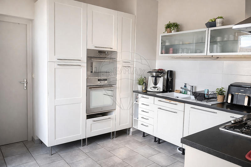 Maison - 127 m² - 5 pièces