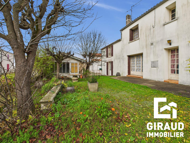 Maison ancienne - 151 m² - 5 pièces