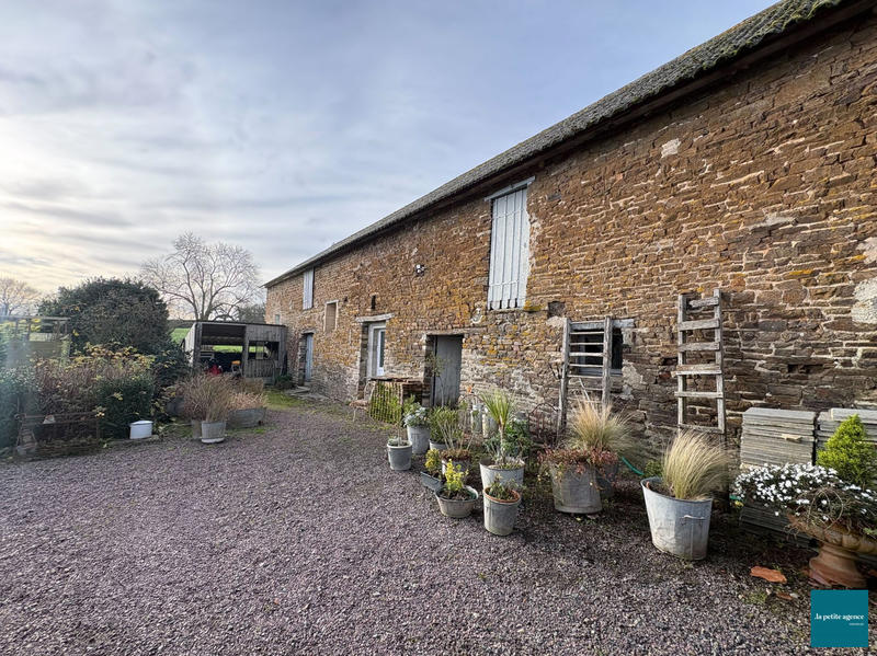 Ferme - 285 m² - 8 pièces