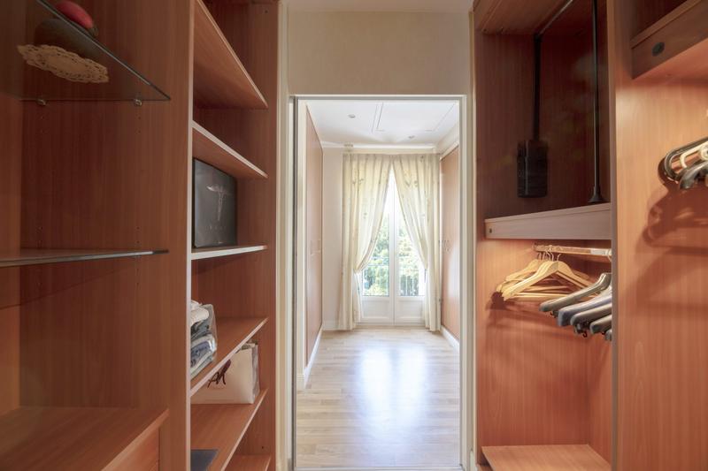 Maison - 224 m² - 7 pièces