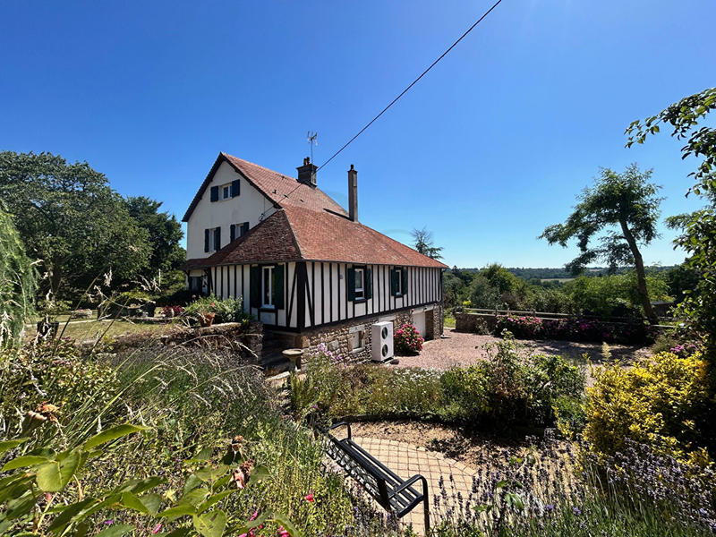 Maison - 165 m² - 6 pièces