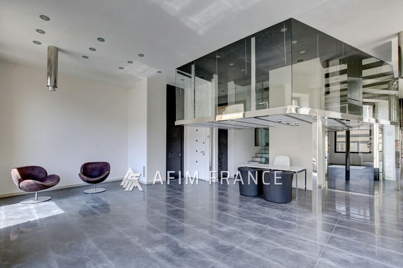 Appartement - 175 m² - 5 pièces