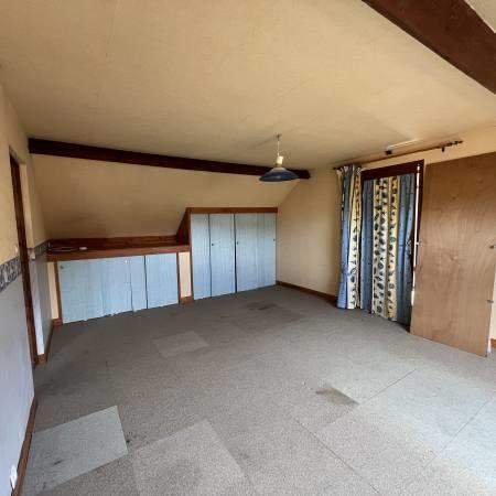 Maison - 188 m² - 10 pièces