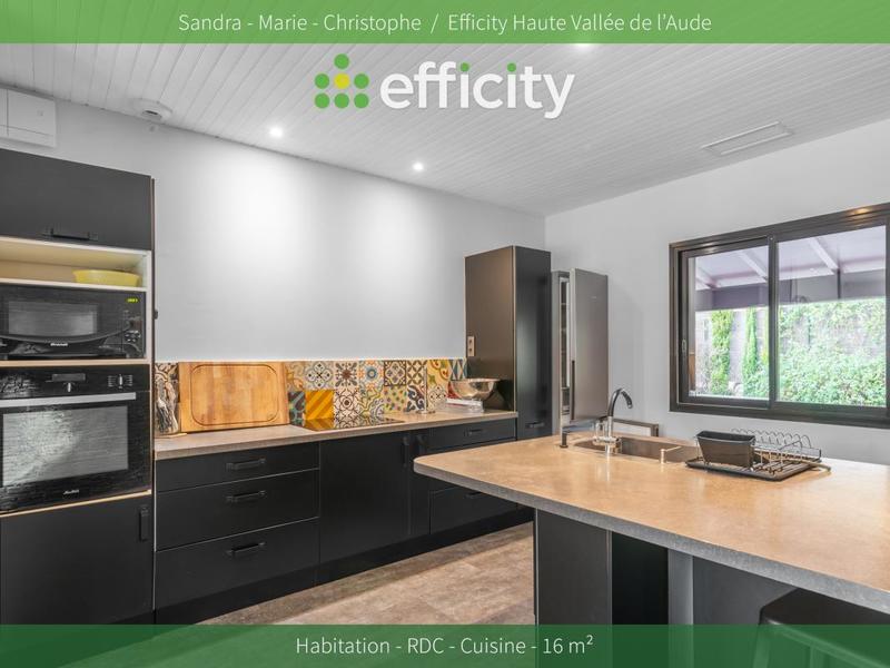 Local commercial - 300 m² - 6 pièces