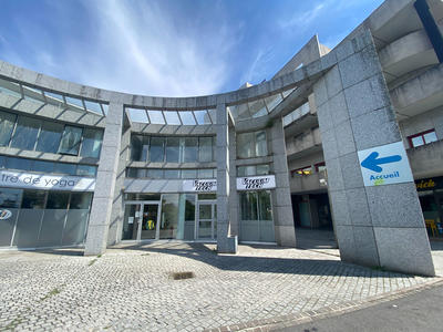 Local commercial - 184 m² - 5 pièces