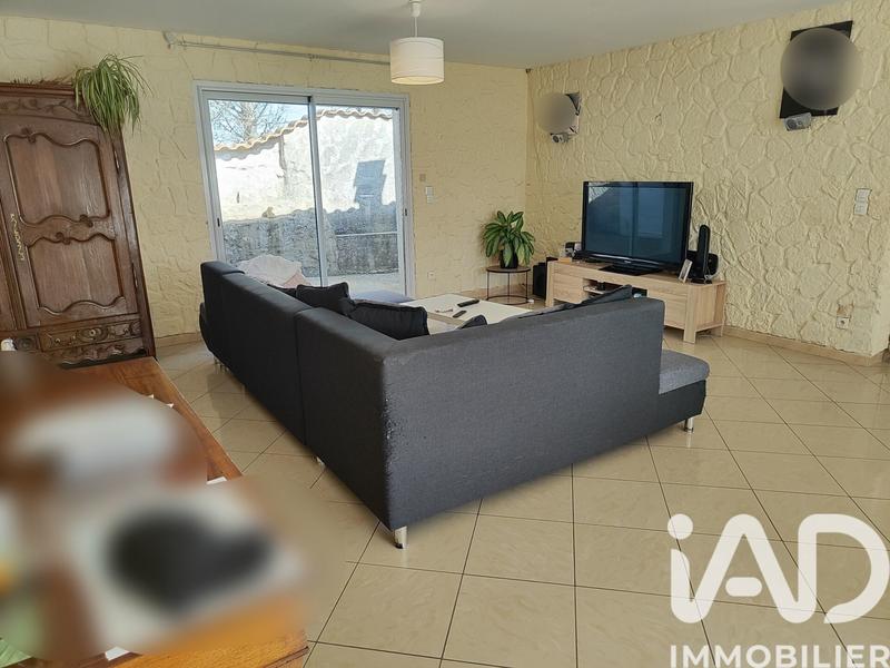 Maison - 180 m² - 8 pièces