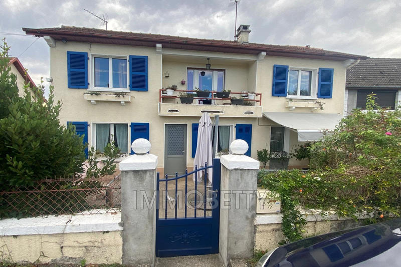 Maison - 103 m² - 5 pièces