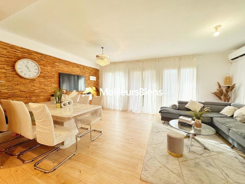 Appartement - 70 m² - 3 pièces