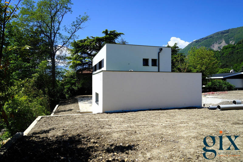 Maison - 141 m² - 5 pièces