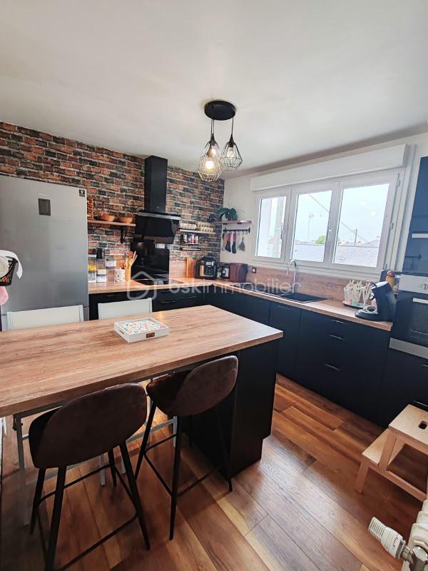 Maison - 91 m² - 5 pièces