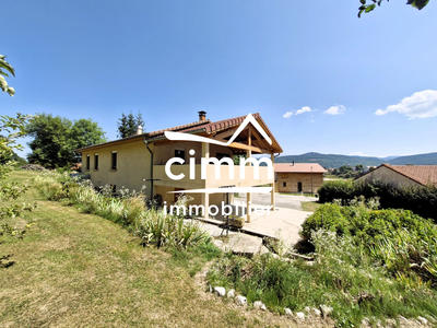 Maison - 111 m² - 5 pièces