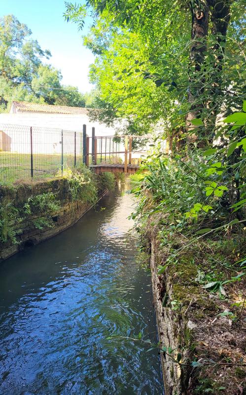 Maison ancienne - 202 m² - 9 pièces