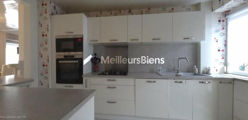 Propriété - 88 m² - 4 pièces