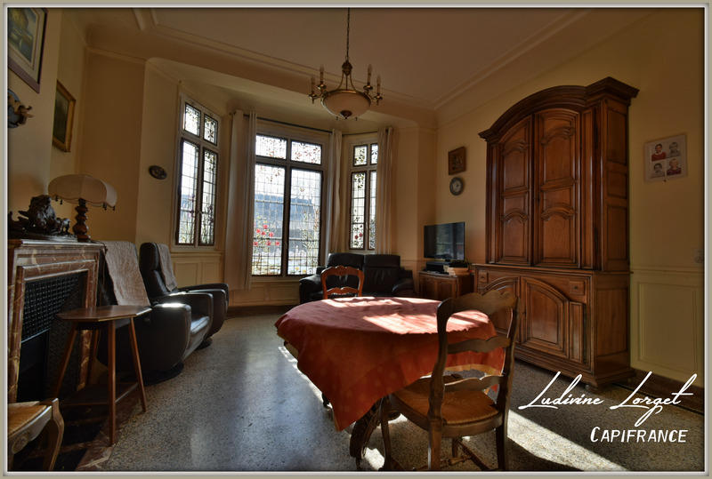 Corps de ferme - 336 m² - 10 pièces