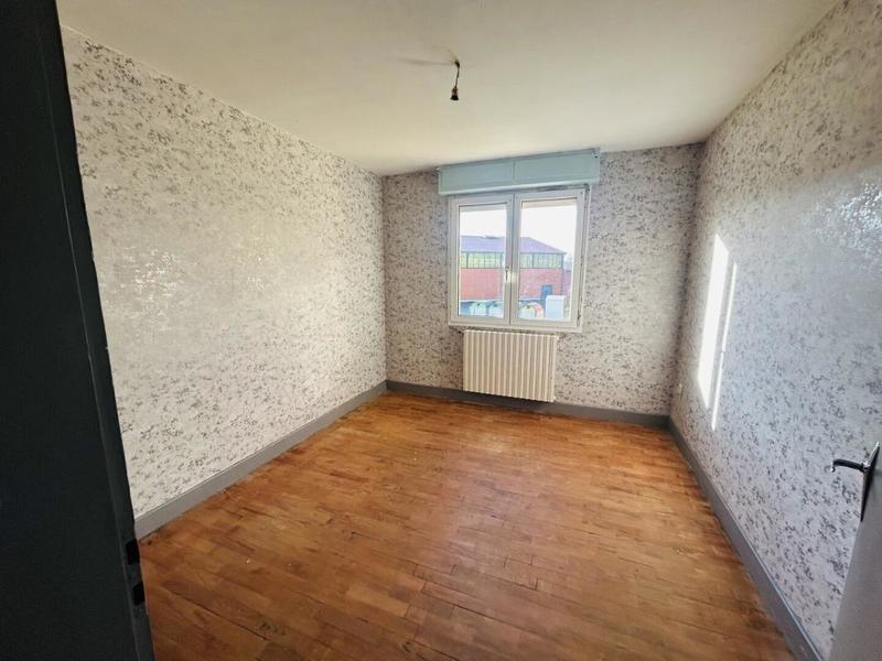 Maison - 183 m² - 9 pièces