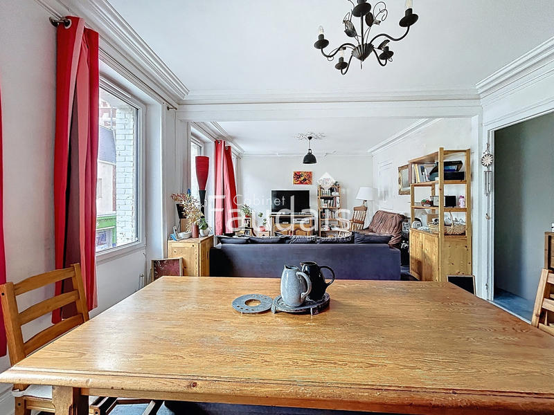 Appartement - 118 m² - 6 pièces