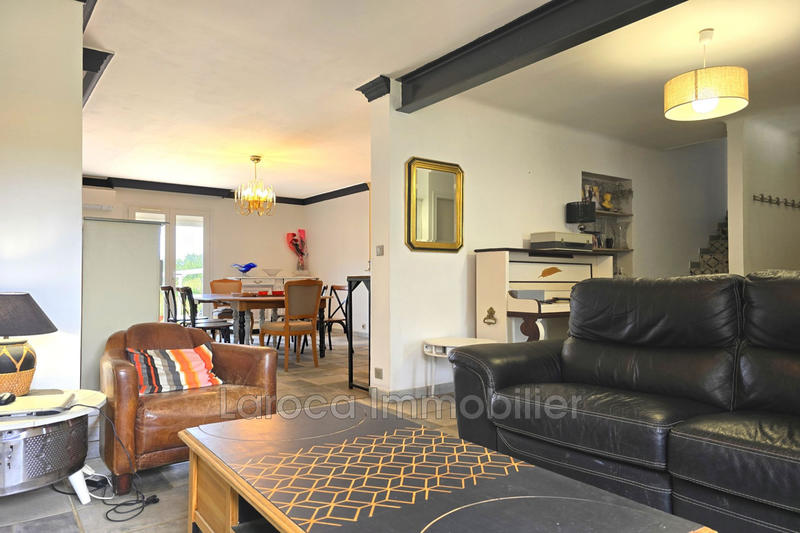 Villa - 167 m² - 6 pièces