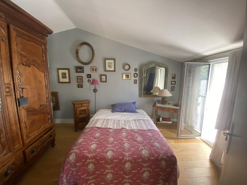 Maison - 190 m² - 8 pièces