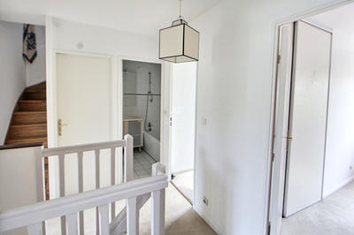 Maison - 136 m² - 7 pièces